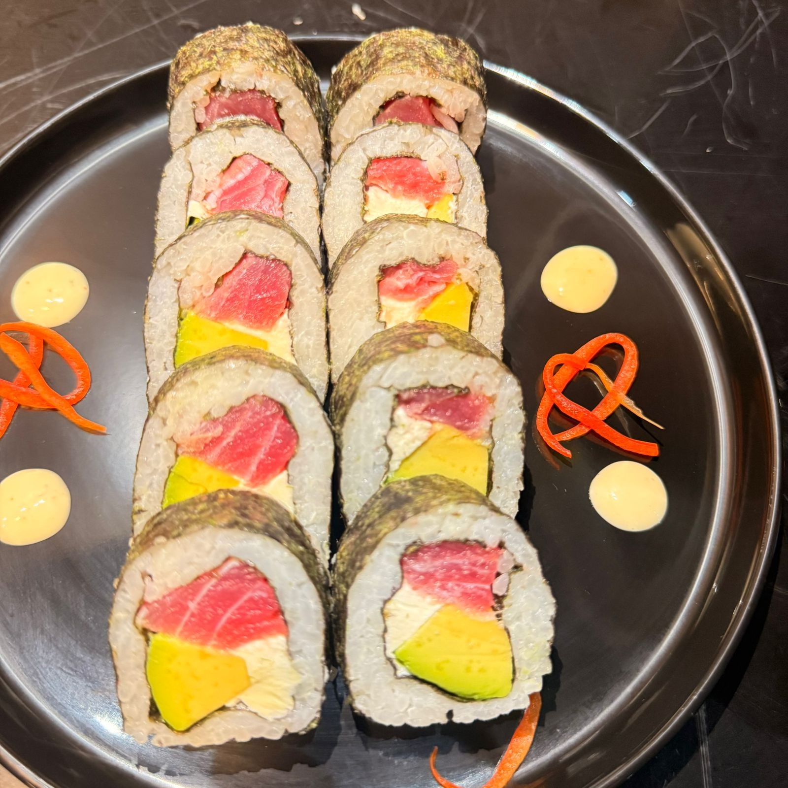 Tuna roll
